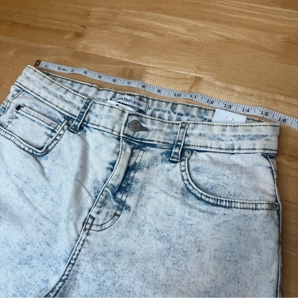 Calvin Klein Boys Sz 20 Light Wash Cuffed Denim Short Slim Fit NWT